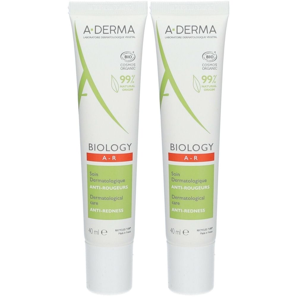 Deux tubes de crème A-DERMA BIOLOGY A.R. Blancs, avec des accents verts et rouges. Texte : Anti-Rougeurs, 99% naturel, Cosmos Organic.