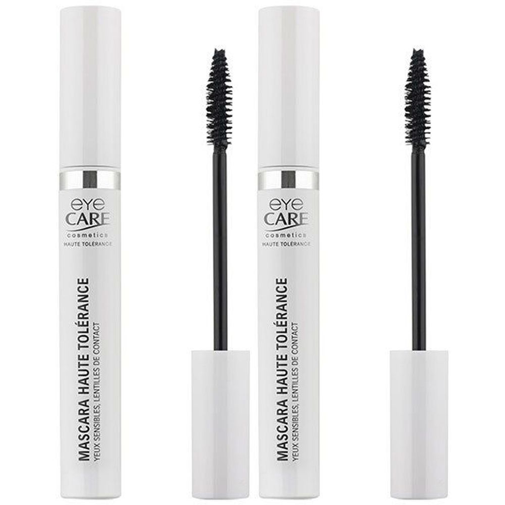 Trois tubes de mascara blanc avec brosse noire. Inscription: EYE CARE, MASCARA HAUTE TOLÉRANCE. Pour yeux sensibles et lentilles.