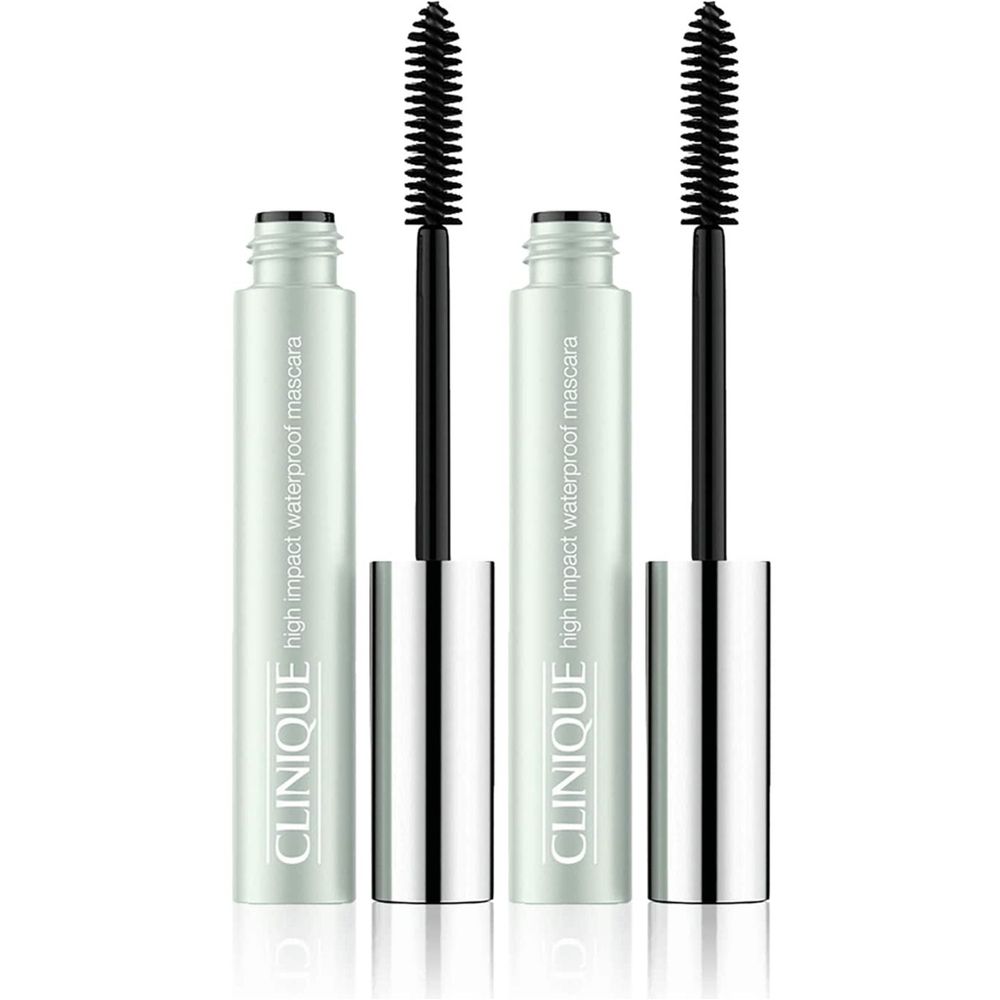 Deux mascaras noirs avec brosses. Inscription "Clinique High Impact Waterproof Mascara" sur les tubes.