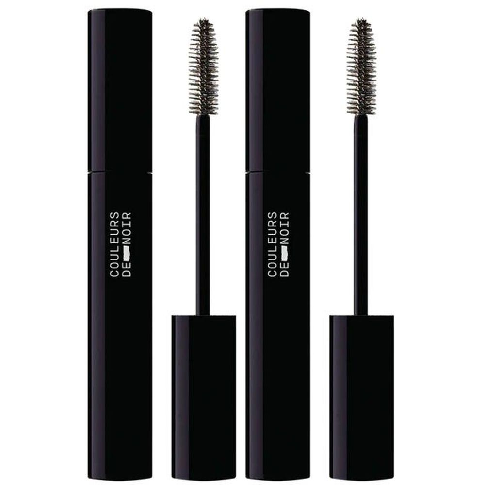 Deux tubes de mascara noirs avec brosses. Inscription "COULEURS DE NOIR" sur les tubes.