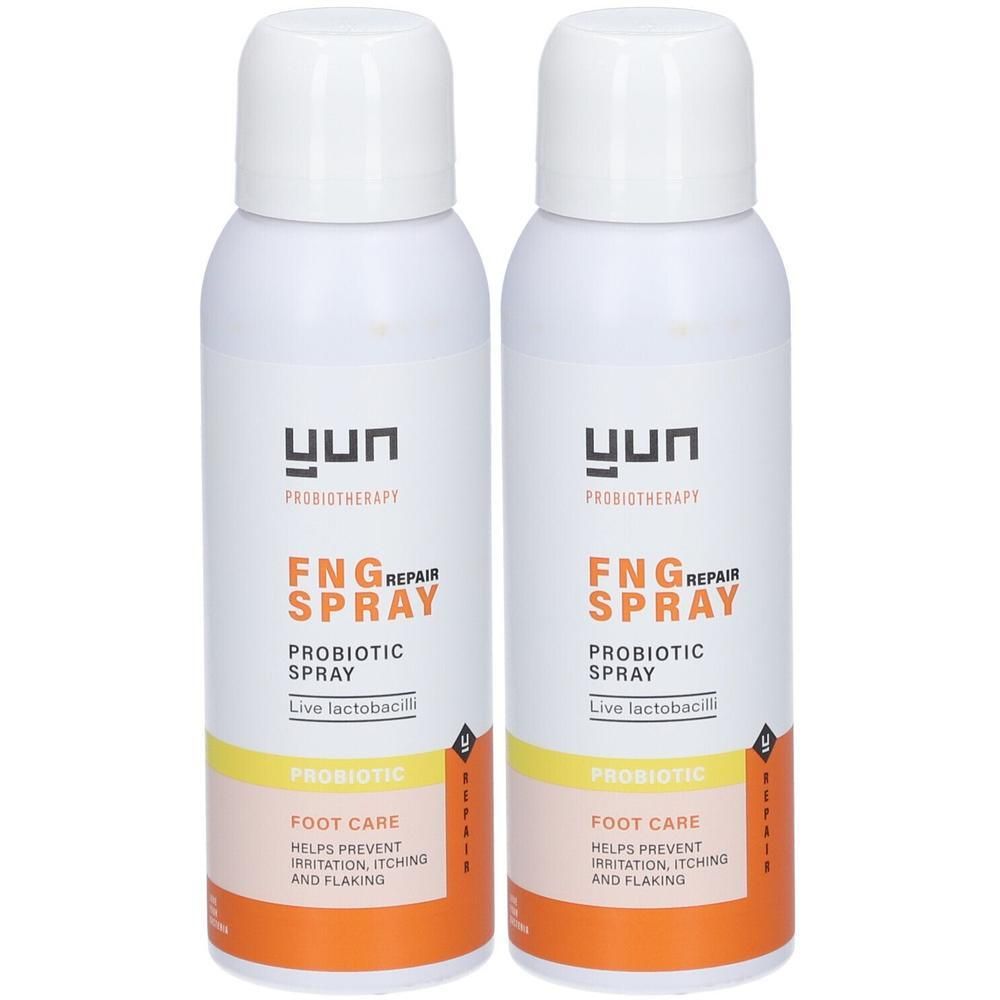 Twee witte spuitflessen met witte dop. Opschrift: YUN, FNG Repair Spray, Probiotic Spray, Voetverzorging.