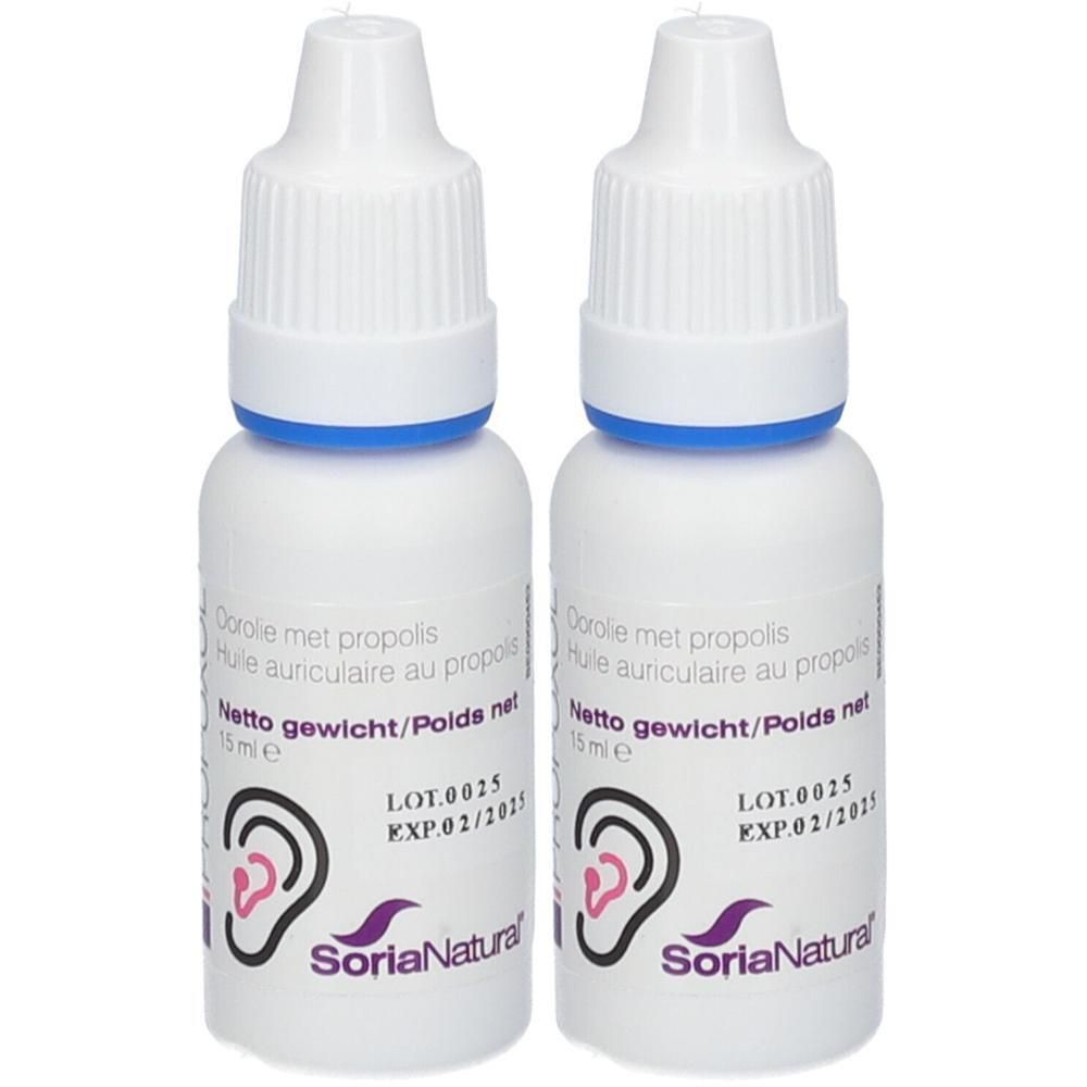 Twee witte flessen met blauwe ringen. Opschrift: Soria Natural, Propoxol Huile auriculaire au propolis, 15 ml.