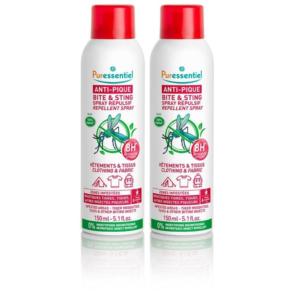 Deux sprays blancs avec bouchon rouge. Inscription: Anti-Pique, Spray Repulsif. Avec illustration de moustique. Pour vêtements et tissus.