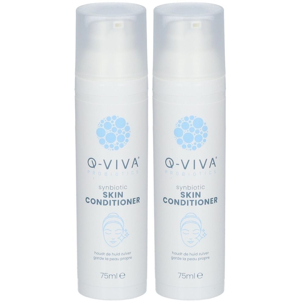 Twee witte flacons met verstuiver. Opschrift: Q-VIVA Synbiotic Skin Conditioner. Met illustratie en tekst: 75ml e.