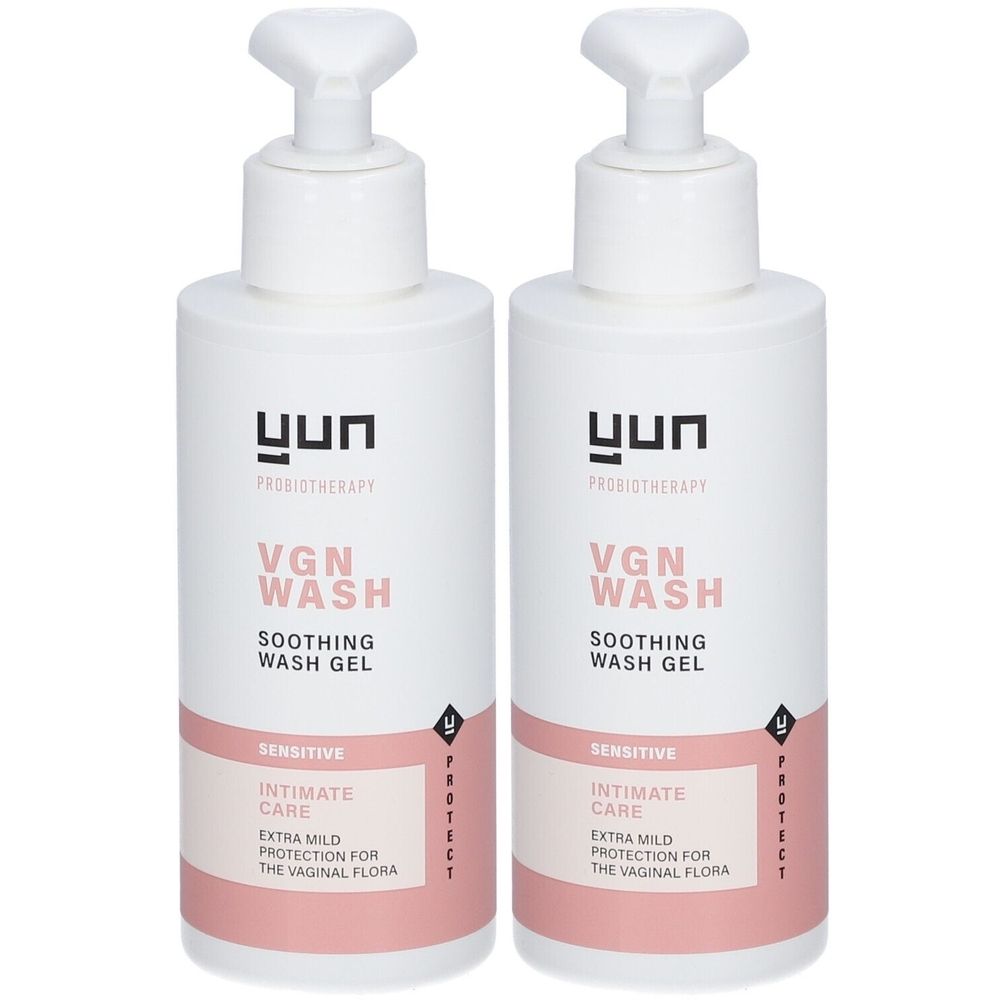 Deux flacons blancs avec pompe. Inscription: YUN, VGN WASH, soins intimes, doux. Étiquette rose avec texte.