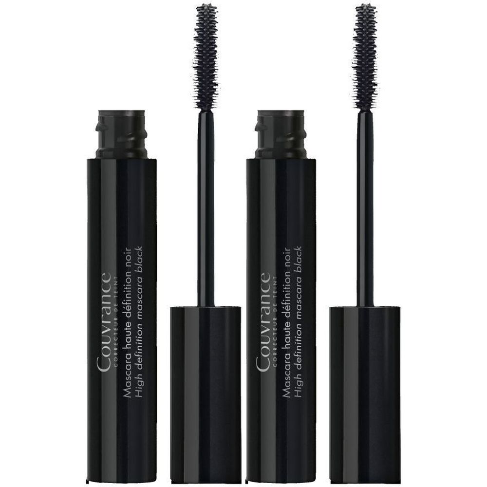 Zwarte mascara tubes met borstels. Opschrift "Couvrance" en "Mascara haute définition noir".