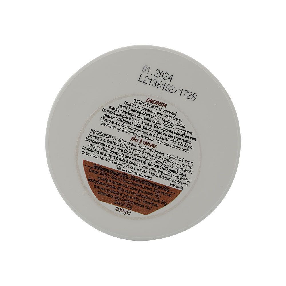 Couvercle d'un pot de pâte à tartiner chocolat-noisette. Inscription : Ingrédients. Date de péremption : 01.2024. Numéro de lot. 200g.
