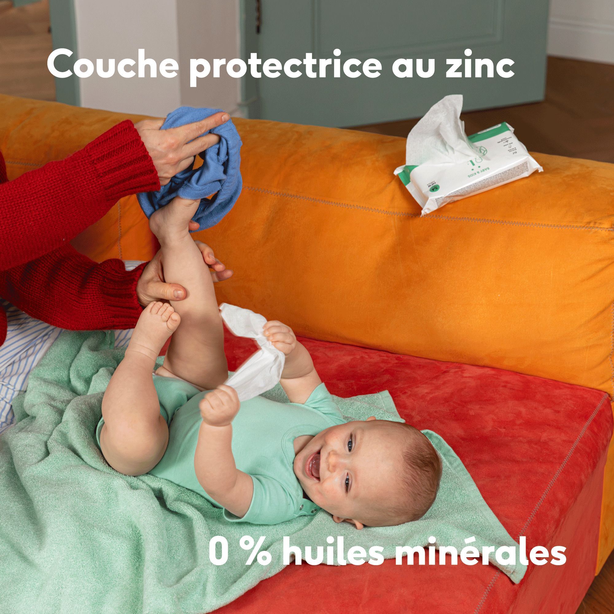 Paquet de lingettes avec inscription '0 % huiles minérales'.