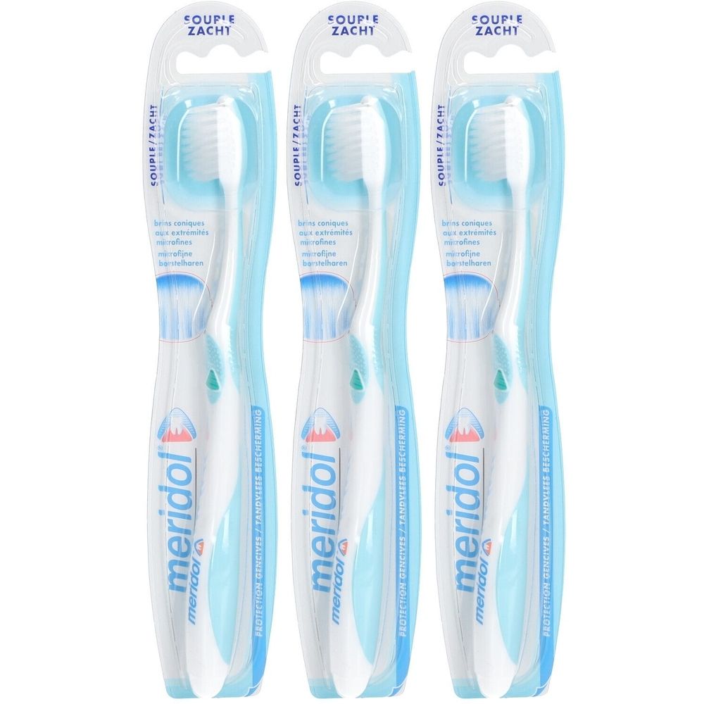 Trois brosses à dents dans un emballage blister. Soies blanches, manche bleu avec nom du produit. Emballage avec crochet.