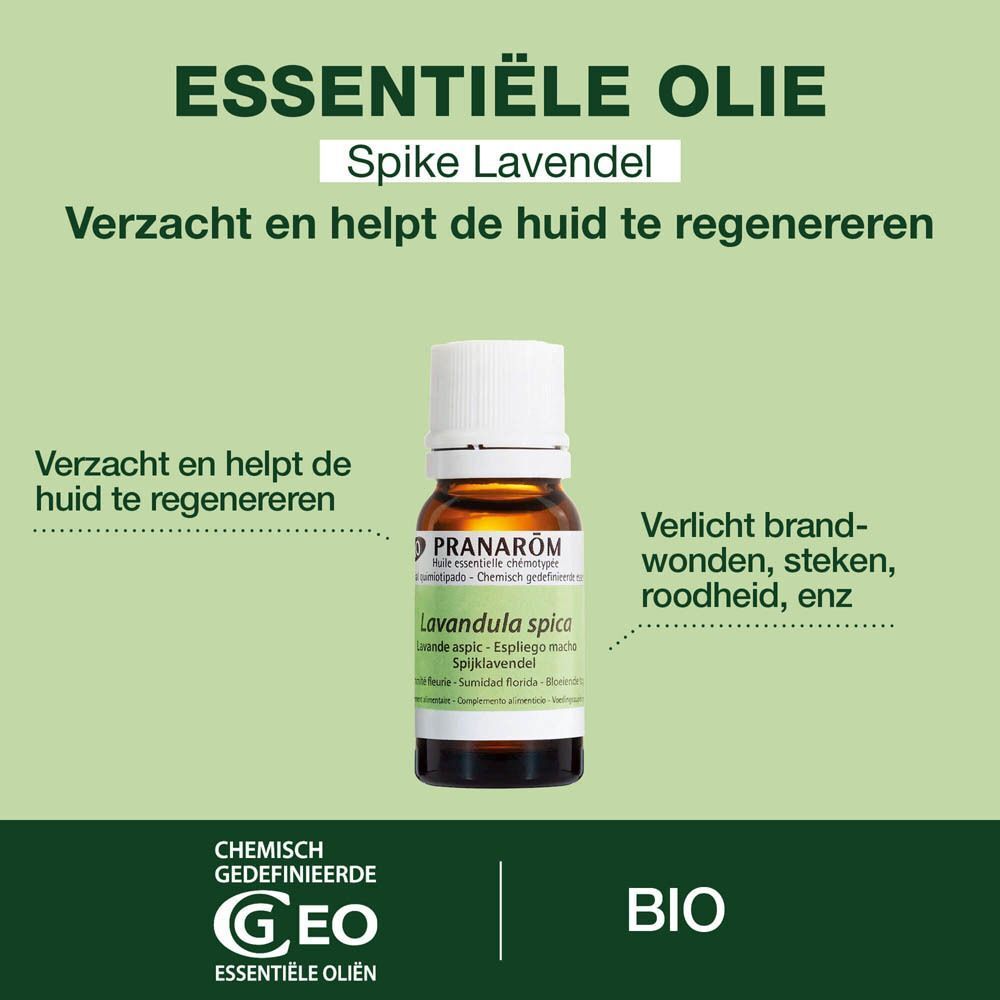 Een flesje Spijklavendel. Tekst: Essentiële olie. Helpt bij huidregeneratie. Bio-certificering.