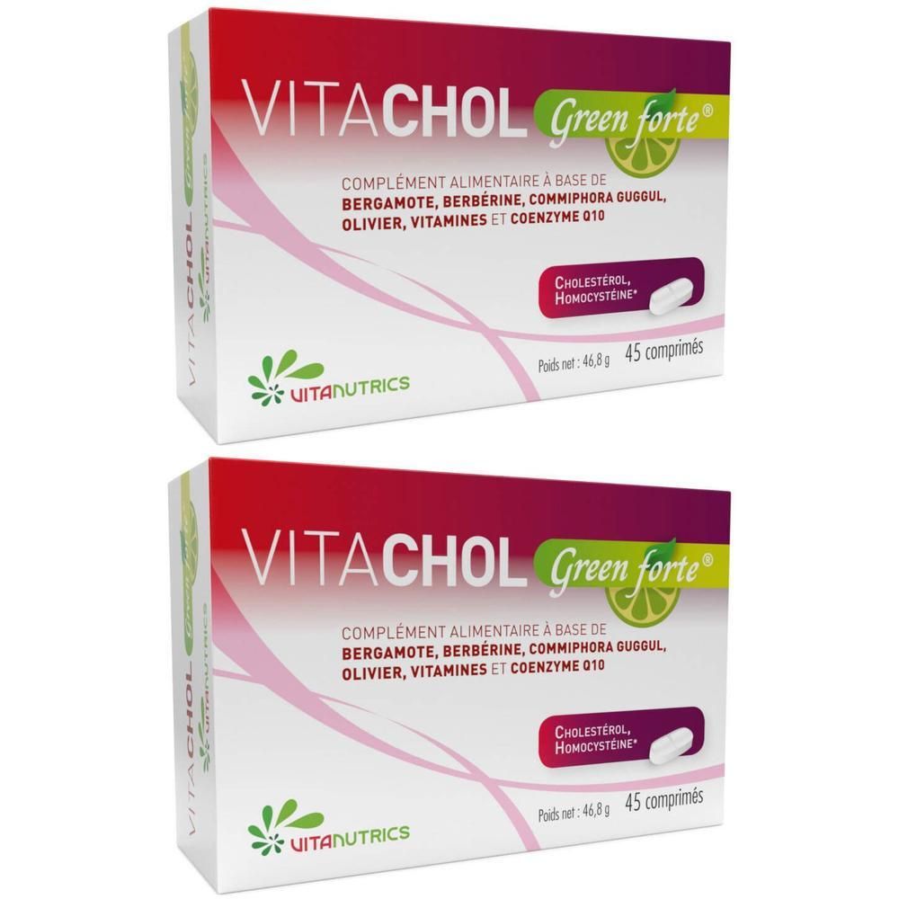 Twee dozen VITACHOL Green Forte®. Witte dozen met rode en groene tekst. Tekst: VITACHOL, Uitanutrics, 45 comprimés.
