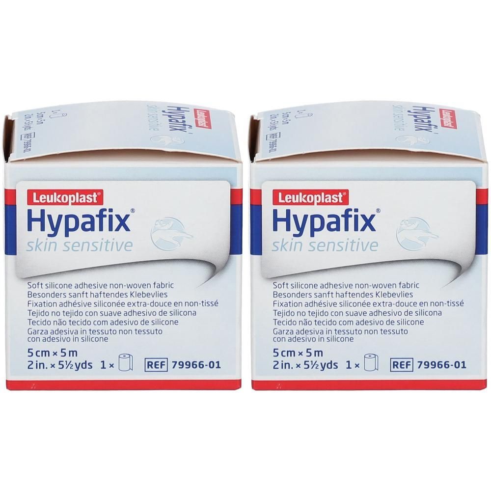 Deux boîtes de Leukoplast® Hypafix® Skin Sensitive. Inscription : 5 cm x 5 m, tissu non tissé doux.