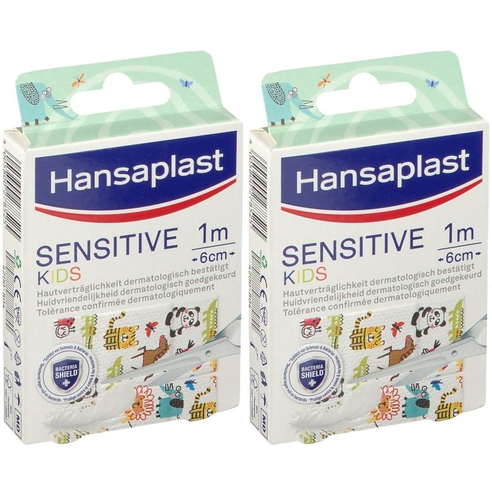 Twee verpakkingen Hansaplast Sensitive Kids pleisters. Afmeting: 1m x 6cm. Verpakking met kindvriendelijk ontwerp en logo.