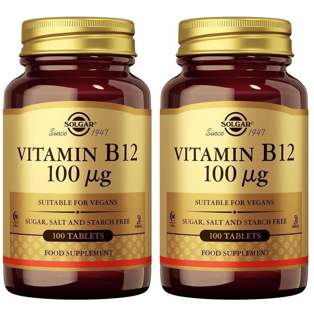 Twee flessen vitamine B12 tabletten. Opschrift: SOLGAR, Vitamine B12 100 mcg, geschikt voor veganisten, suiker-, zout- en zetmeelvrij, 100 tabletten.