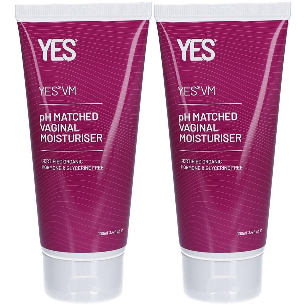 Twee tubes YES VM Vaginal Moisturiser. Gecertificeerd biologisch, hormoon- en glycerinevrij. Witte dop, roze-paarse achtergrond.