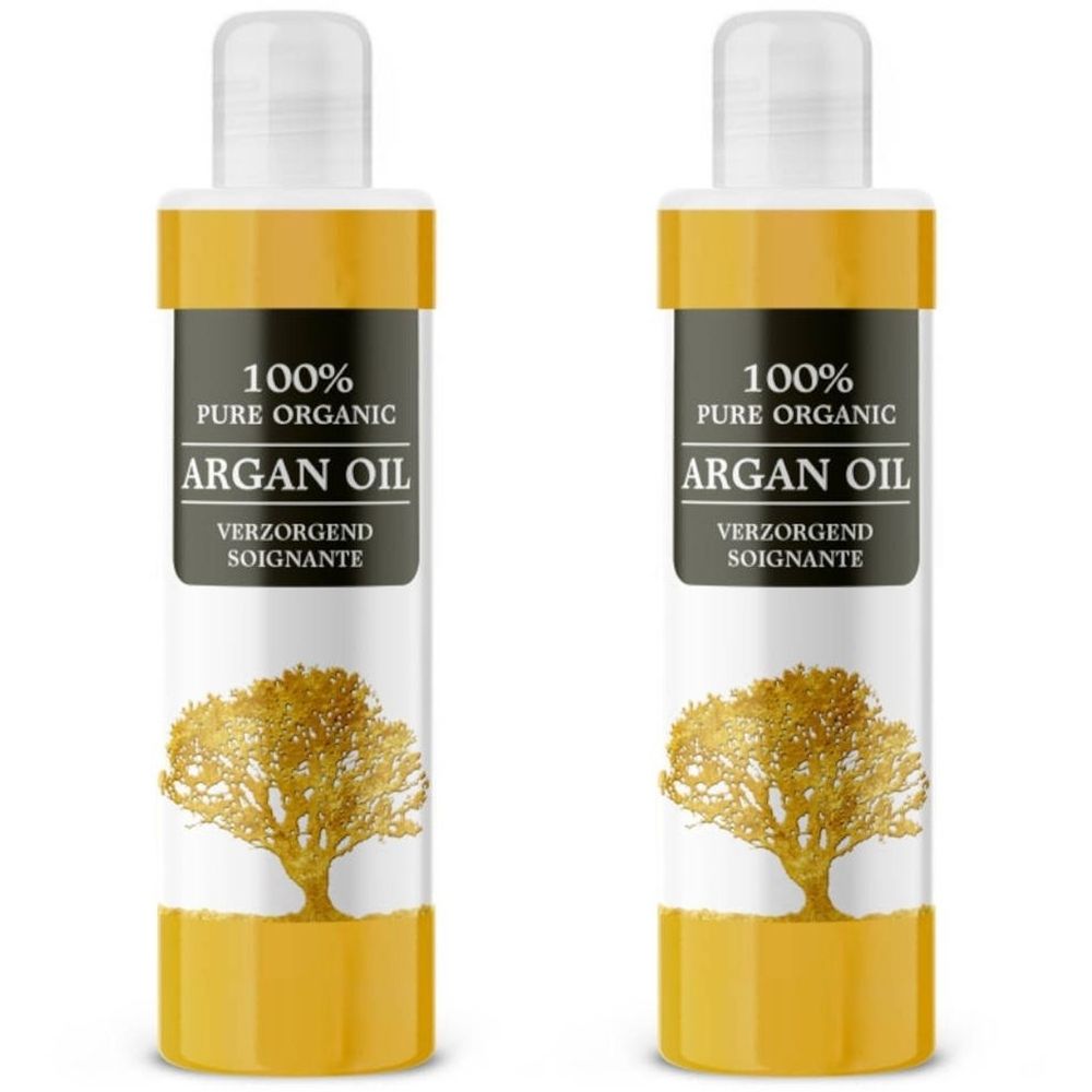 Twee flessen arganolie. Opschrift: 100% Pure Organic Argan Oil. Met boomillustratie. Flessen met witte dop en geel etiket.
