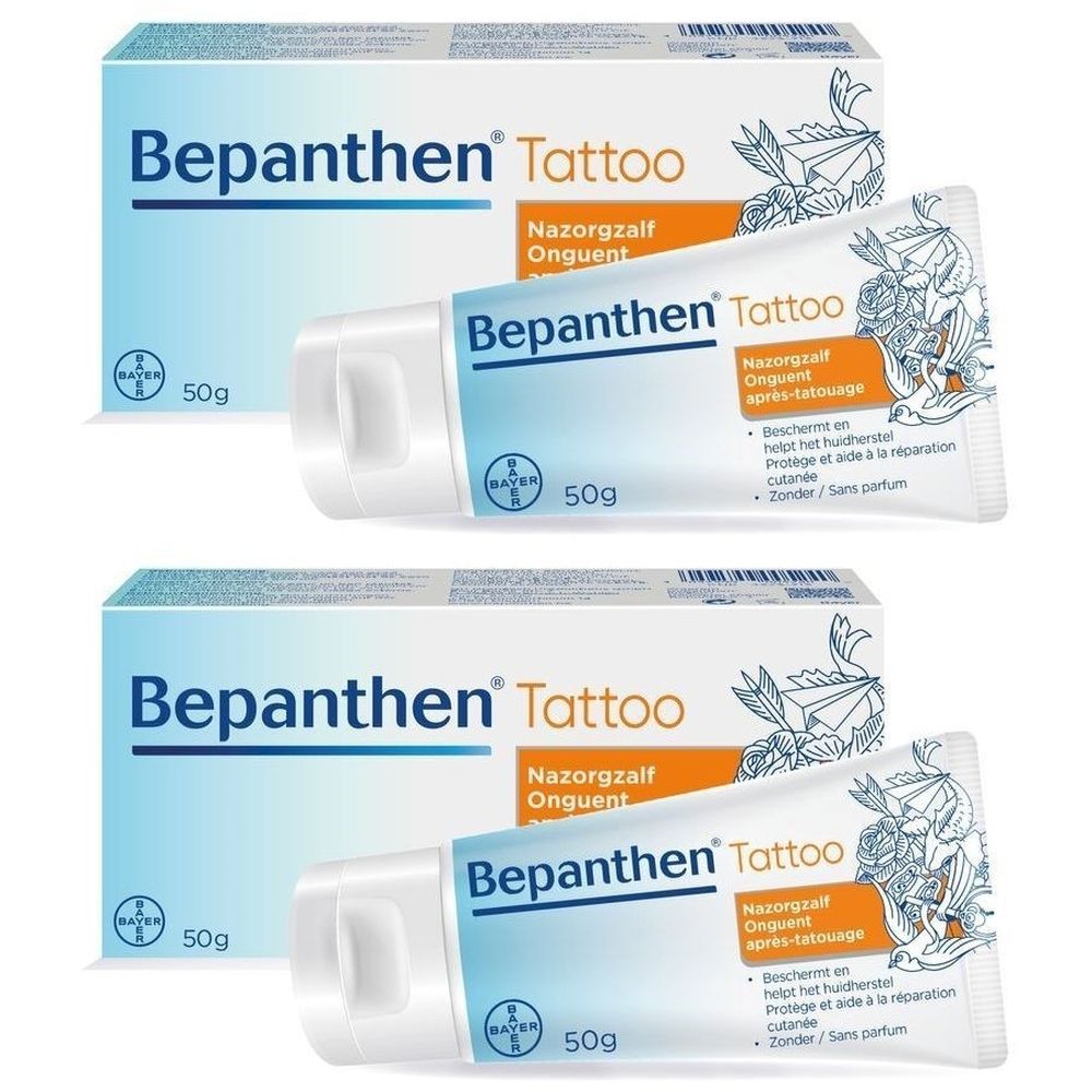 Deux tubes et boîtes. "Bepanthen Tattoo" est écrit sur les tubes et les boîtes. "50g" est écrit sur les tubes.