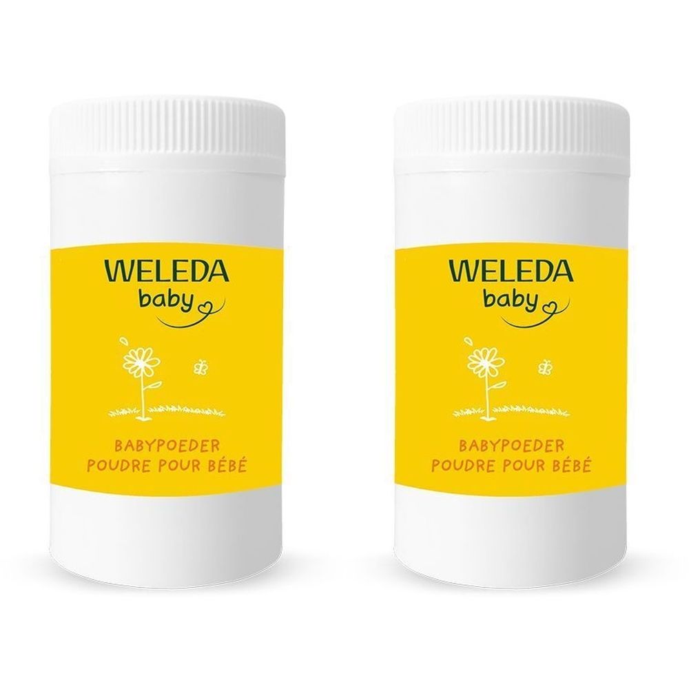 Deux flacons de poudre pour bébé blancs avec étiquettes jaunes. Inscription : Weleda Baby, Babypoeder, Poudre pour Bébé. Illustration d'une fleur.