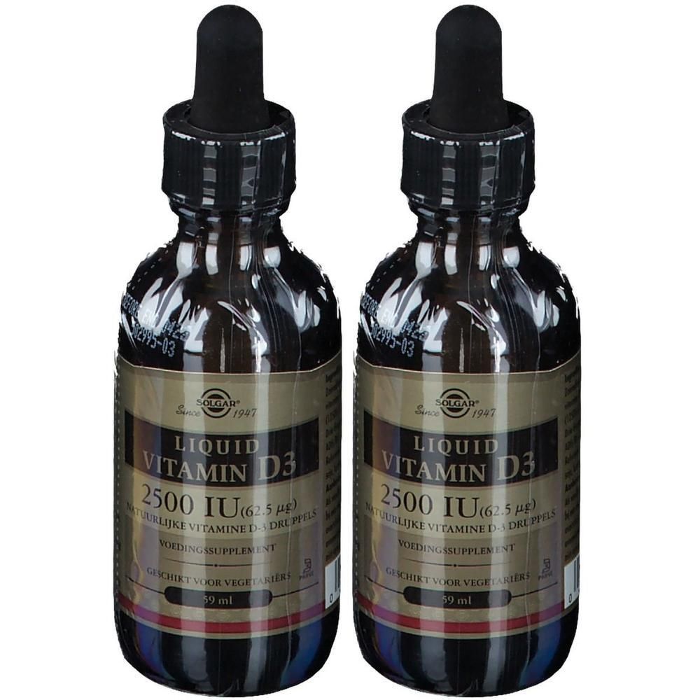 Twee flessen Solgar Liquid Vitamin D3 met druppelaar. Bruine glazen flessen met etiket. Opschrift: Liquid Vitamin D3.