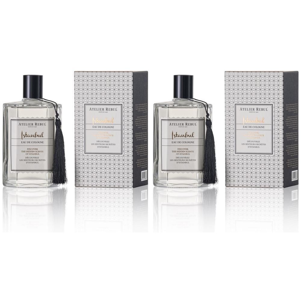 Drie flacons ATELIER REBUL Istanbul Eau de Cologne met verpakking. Rechthoekige flacons met zwarte dop en kwast.