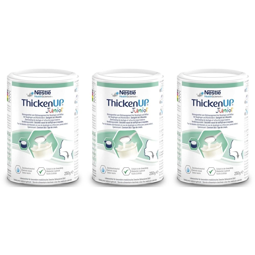 Drie blikken ThickenUP Junior. Witte blikken met blauwgroene tekst. Opschrift: Nestle Health Science, ThickenUP Junior, 250g.