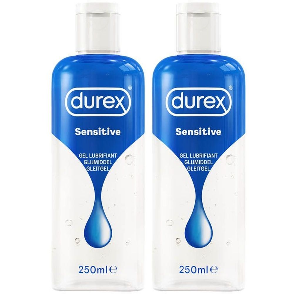 Deux flacons de gel lubrifiant Durex Sensitive. Étiquettes bleues avec logo blanc et nom du produit. 250ml.