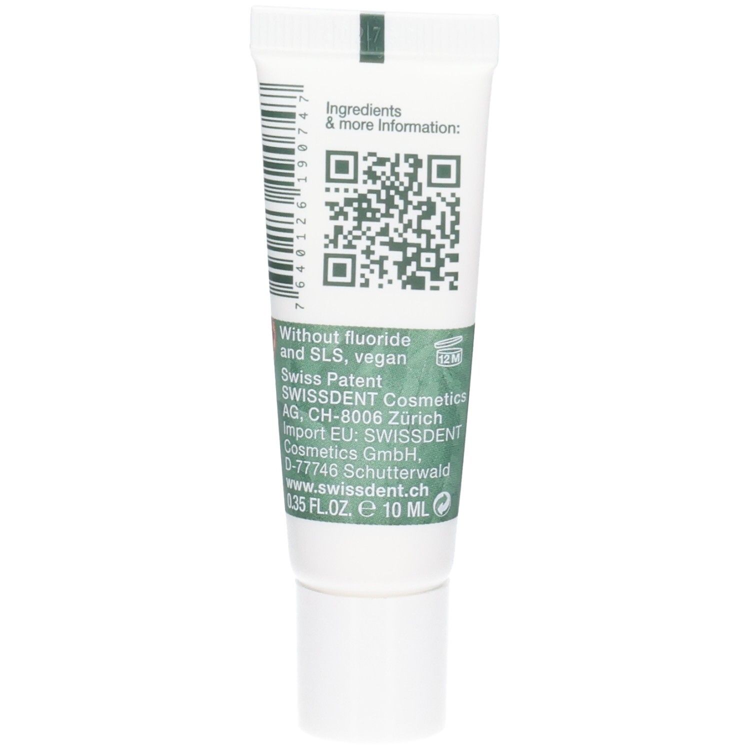 Achterkant van de tandpastatube. Tekst: Zonder fluoride en SLS, vegan. Swiss Patent. QR-code. 10 ml.