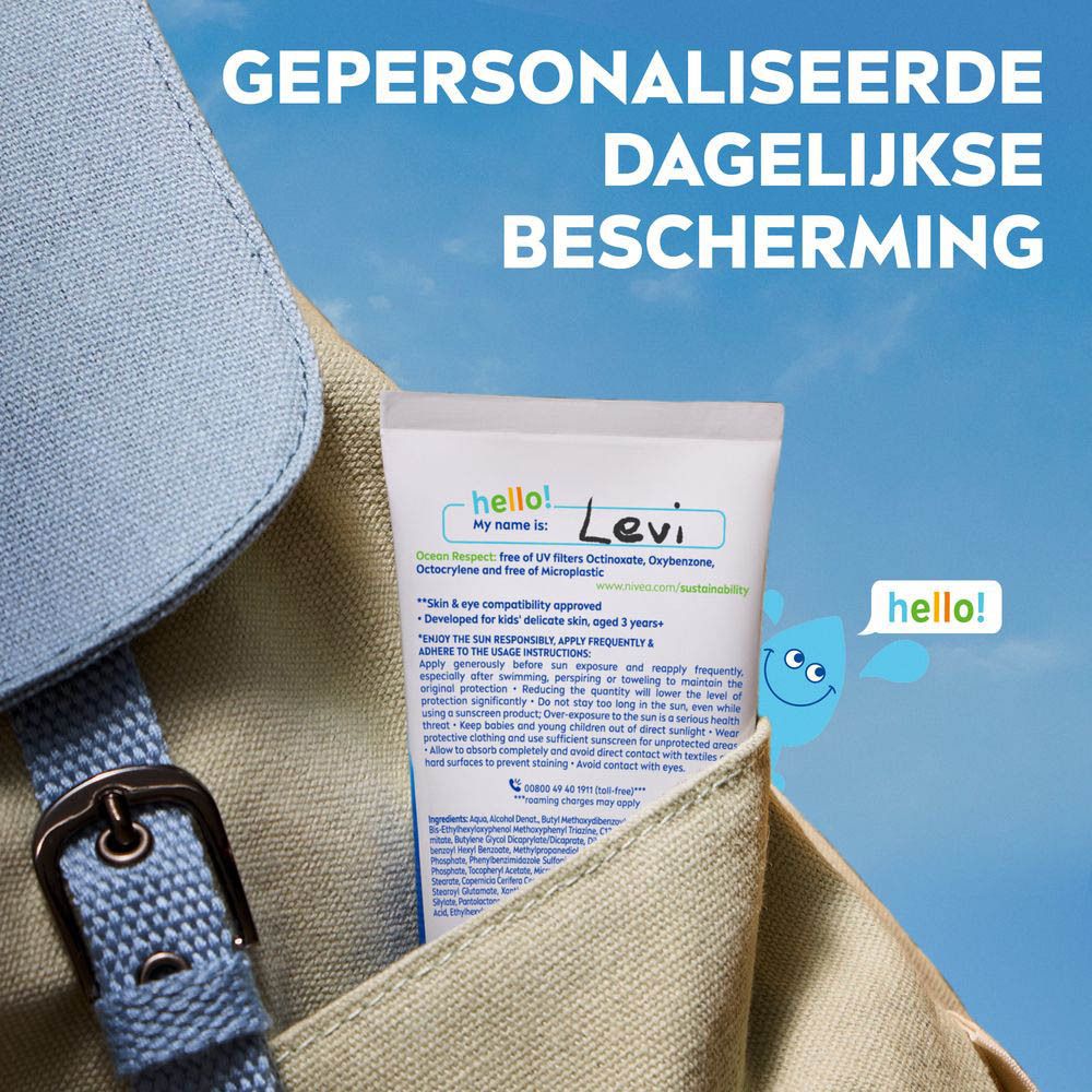 Product in een tas. Tekst: Gepersonaliseerde dagelijkse bescherming. Product met tekstveld.