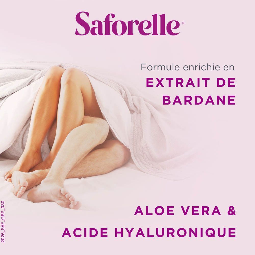 Gros plan de deux personnes sous une couverture, logo Saforelle en haut.