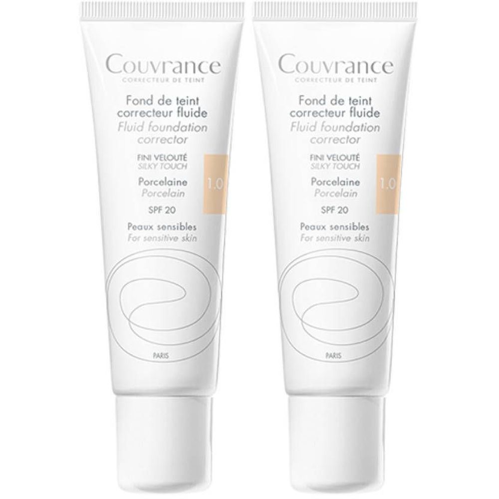 Deux tubes de fond de teint fluide. Inscription : Couvrance, Fond de teint, Porcelaine, SPF 20. Pour peaux sensibles.