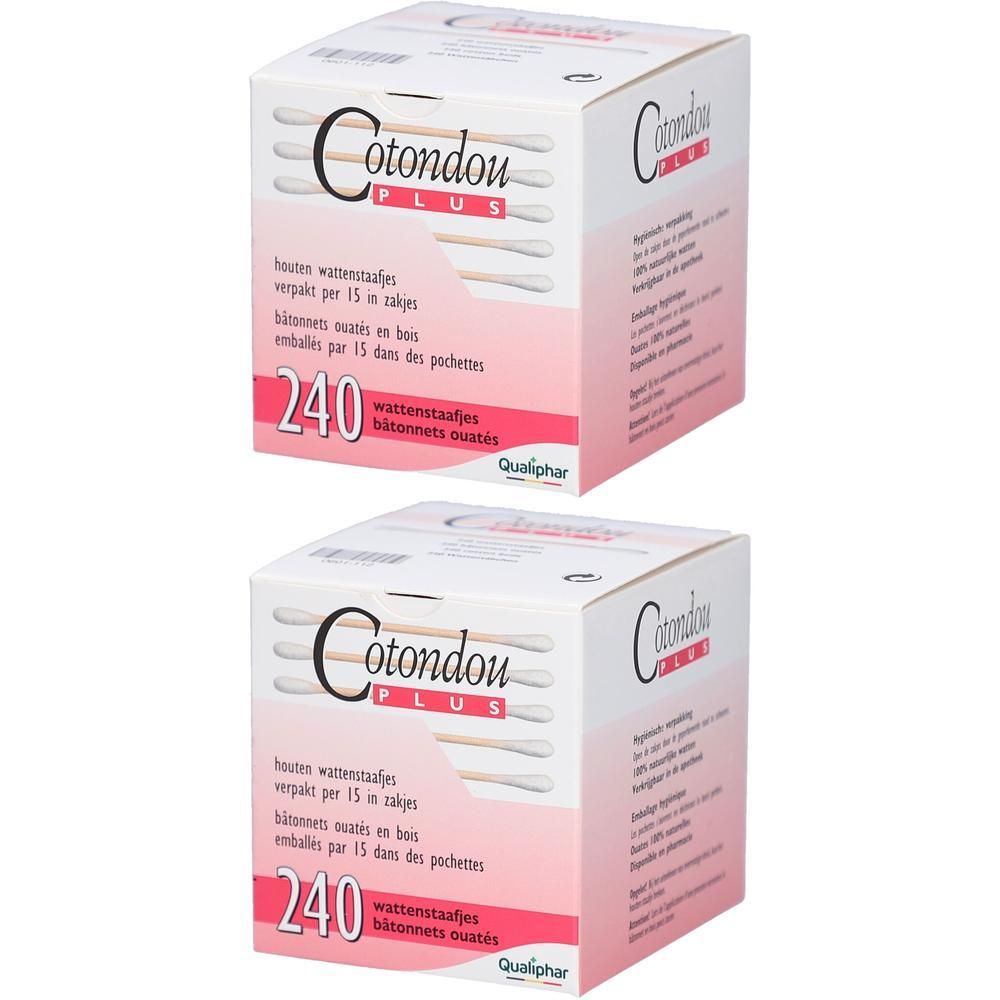 Twee dozen Cotondou Plus. Opschrift: 240 wattenstaafjes, houten stokjes. Roze accent. Qualiphar logo.