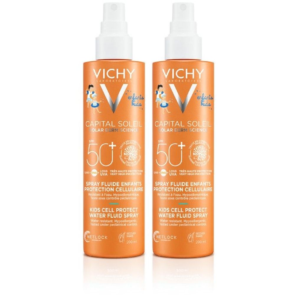 Deux flacons spray orange. Inscription: CAPITAL SOLEIL, SPF 50+, KIDS CELL PROTECT WATER FLUID SPRAY. Marque: VICHY.