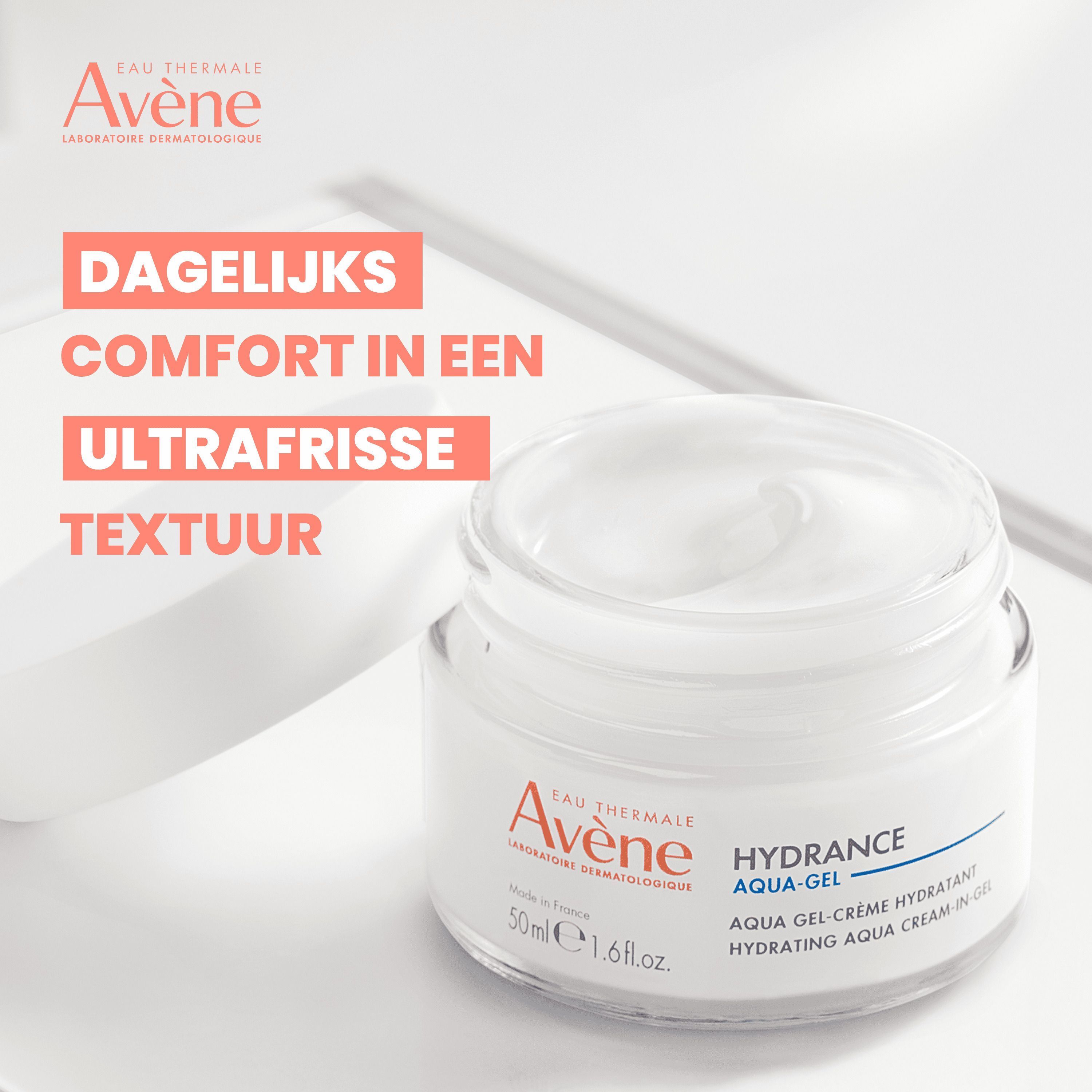 Een open Avène Hydrance Aqua Gel potje met een ultrafrisse geltextuur.