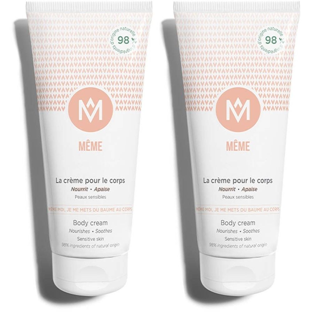Twee crèmetubes. Wit, met roze accenten. Opschrift: MÊME, La crème pour le corps. 98% ingrediënten van natuurlijke oorsprong.