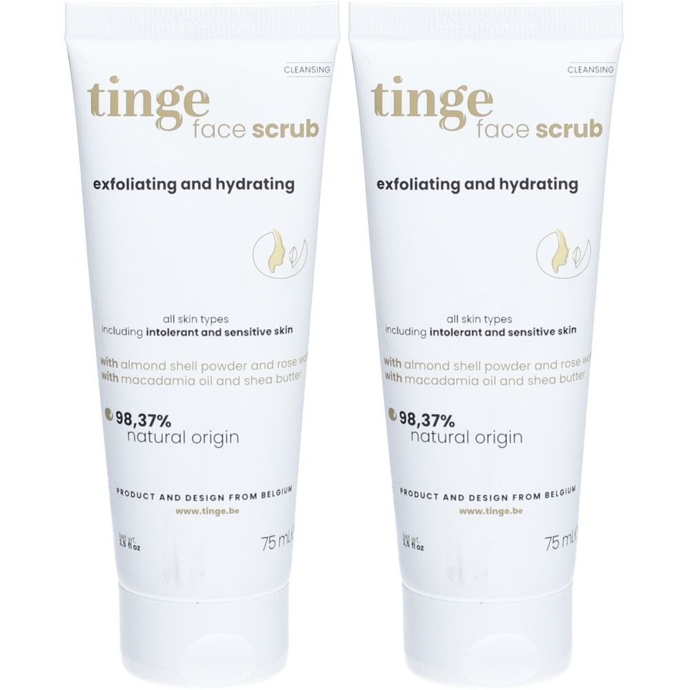 Twee tubes Tinge Face Scrub. Wit, met tekst en productinformatie. Bevat amandel, roos, macadamia-olie en sheaboter.