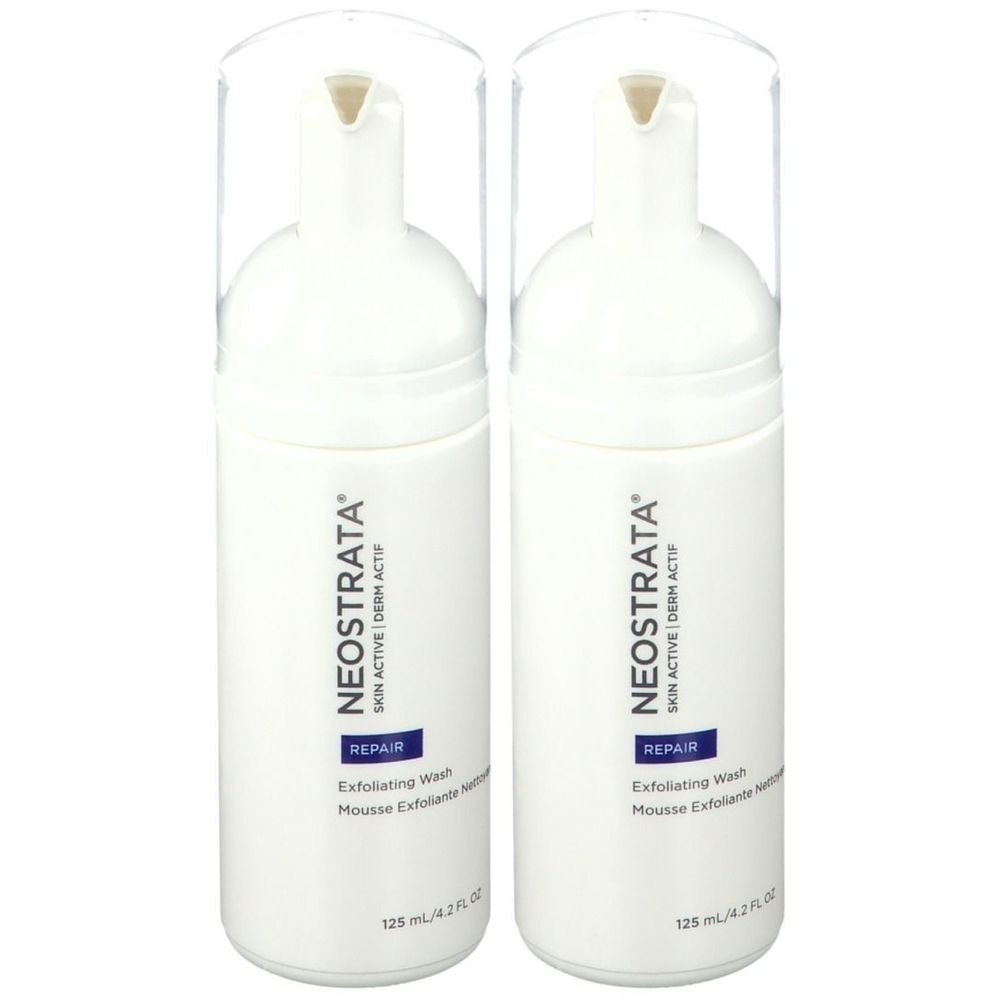 Deux flacons blancs avec vaporisateur. Inscription: NEOSTRATA, Exfoliating Wash, Mousse Exfoliante. Bouchon transparent.