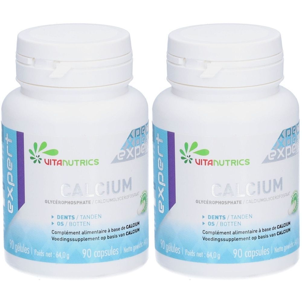 Twee witte flessen met schroefdop. Opschrift: Vitanutrics Calcium. Bevat 90 capsules. Opschrift in meerdere talen.