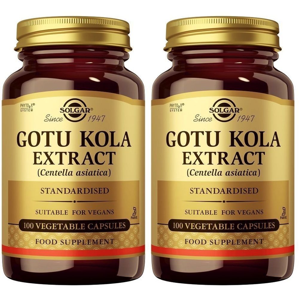 Twee flessen met gouden doppen. Labels: GOTU KOLA EXTRACT, 100 VEGETABLE CAPSULES. Merk: SOLGAR.