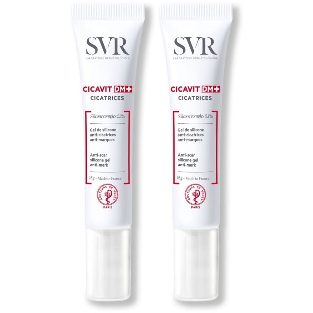 Deux tubes blancs. Inscription SVR, Cicavit DM+ Cicatrices. Accents rouges. Label de qualité français.