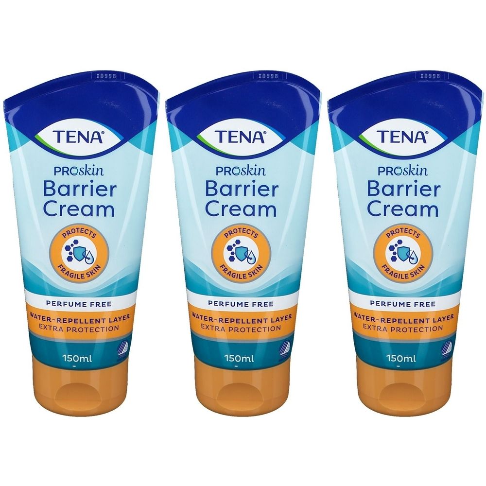 Trois tubes de TENA ProSkin Barrier Cream. Bouchon bleu, corps bleu clair, base orange. Inscription : PROSkin Barrier Cream, protège la peau fragile.