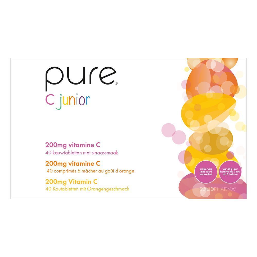 Een doos Pure® C Junior. Witte verpakking met productinformatie en fruitillustraties.