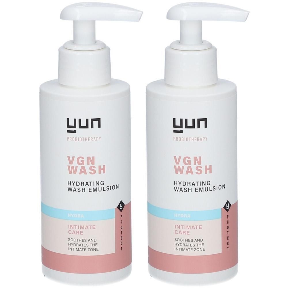 Twee witte flessen met pomp. Opschrift: VGN WASH, Hydra, Intimate Care. Roze en lichtblauwe strepen.