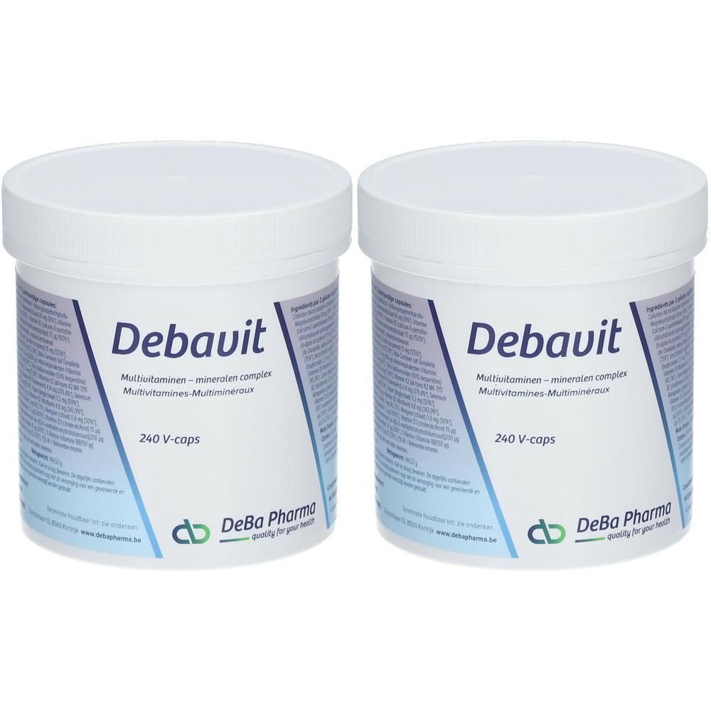 Deux pots blancs avec couvercles. Inscription: Debavit, Multivitamines-minerales complex, 240 V-caps. Logo DeBa Pharma.