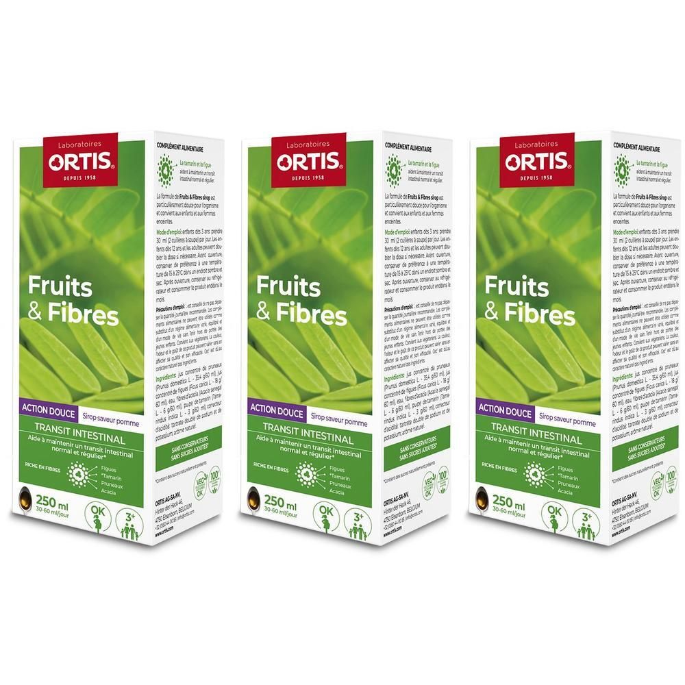 Trois boîtes de produit "Fruits & Fibres". Design vert et blanc, nom du produit et marque visibles. 250 ml.