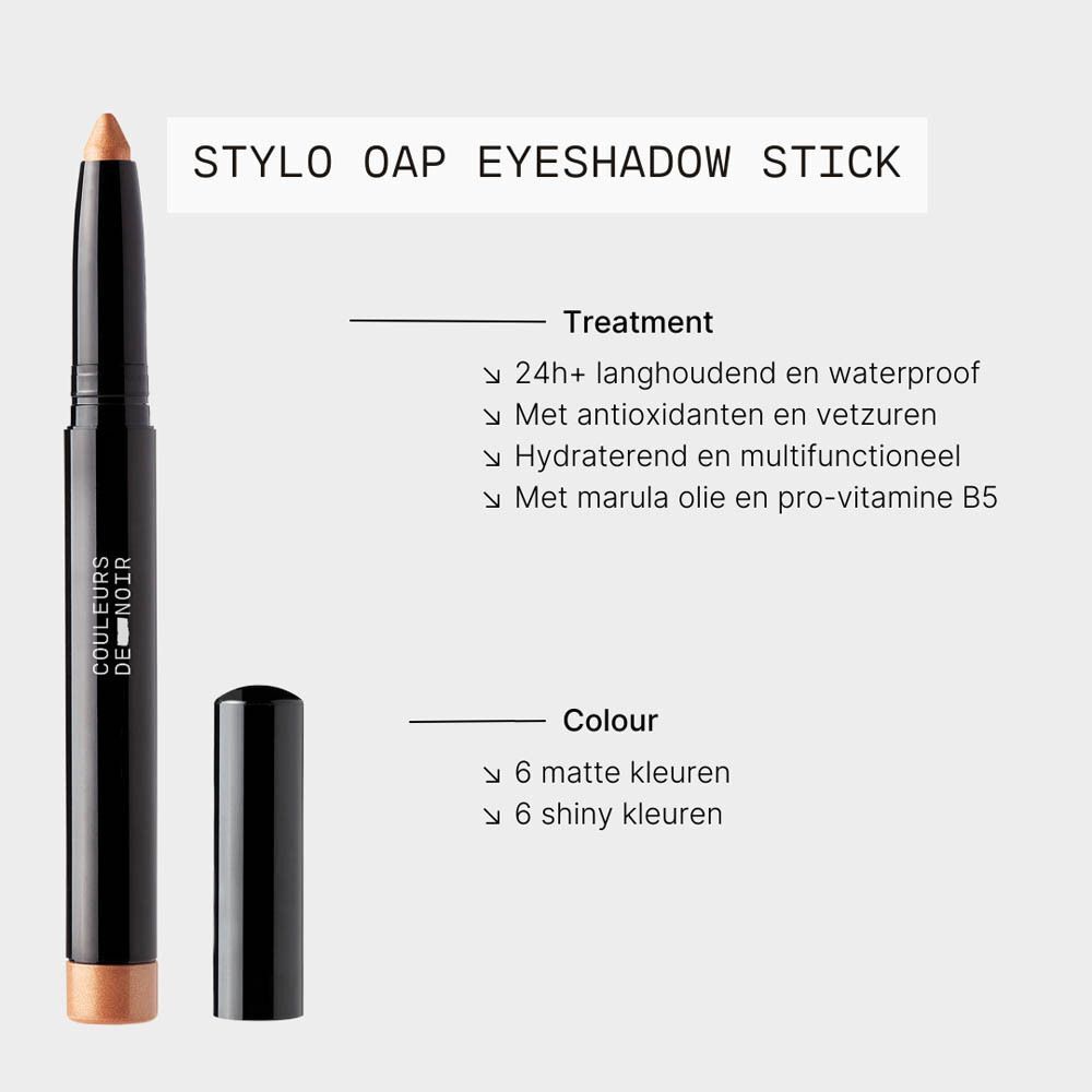 Oogschaduwstick met dop. Tekst: Stylo OAP Eyeshadow Stick. Eigenschappen: 6 matte en 6 glanzende kleuren.