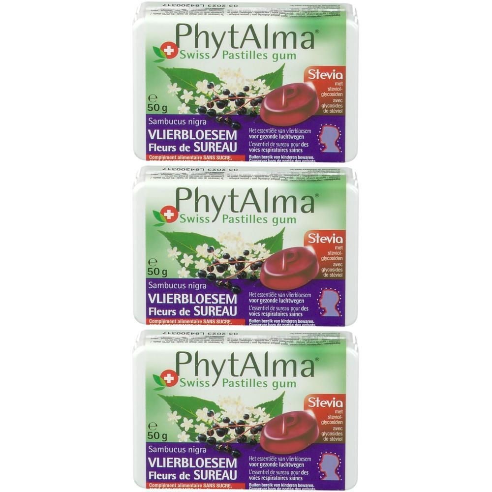 Drie verpakkingen PhytAlma Pastilles gum. Op elke verpakking: logo, tekst, afbeelding van bloemen en bessen, en een rode snoep.