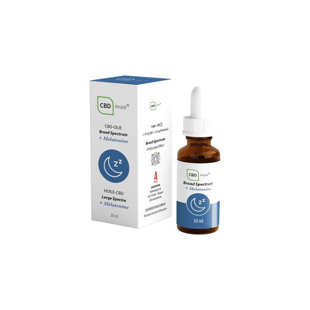 Fles CBD-olie met pipet naast een doos. Op de fles: Broad Spectrum + Melatonine, 30 ml. Logo: CBD PHAR.