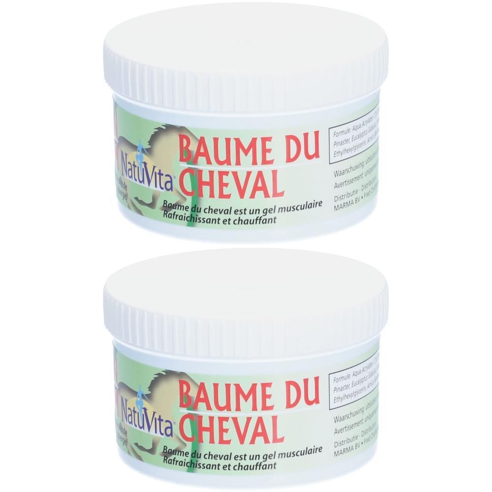 Twee witte potten met deksels. Labels met "BAUME DU CHEVAL" en "NatuVita".