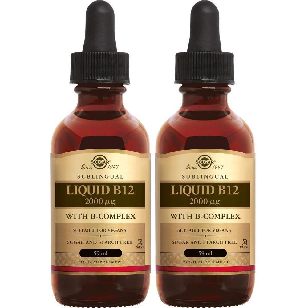Twee flessen vloeistof. Opschrift: Liquid B12 2000 µg, met B-Complex, geschikt voor veganisten. Merk: Solgar.