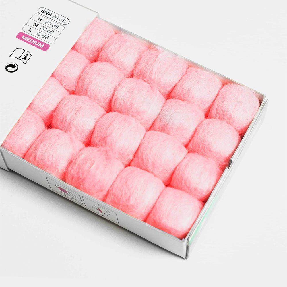 Open doos met roze oordopjes. 24 stuks. Opschrift: SNR 24 dB, H 29 dB, M 20 dB, L 18 dB, MEDIUM.